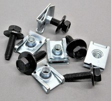 10Tl. 5x Blechschrauben M6 mit